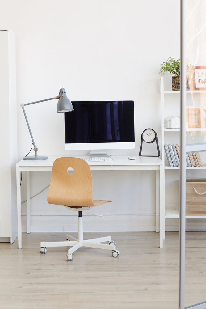 Vertical,Background,Image,Of,Empty,Office,Workplace,Behind,Glass,Wall