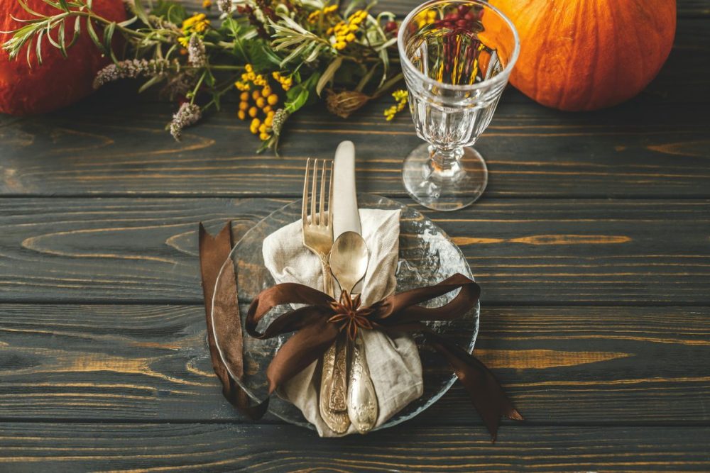 thanksgiving table
