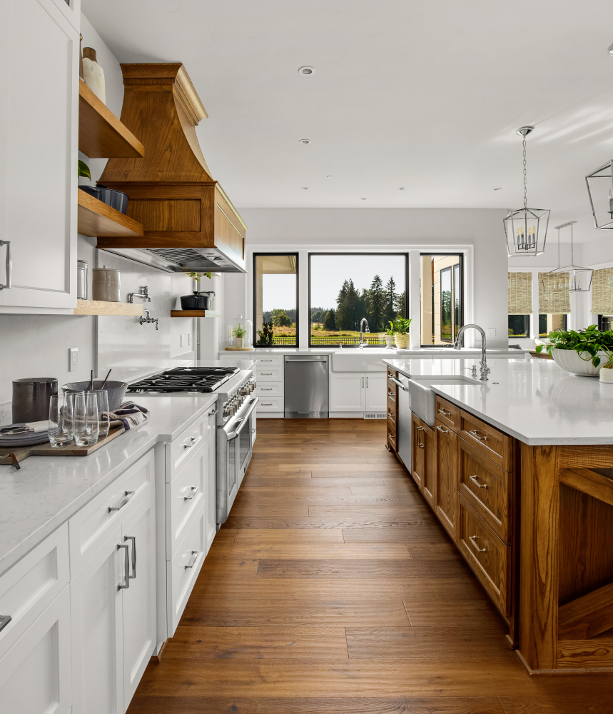 Beautiful,Kitchen,In,New,Luxury,Home,With,Hardwood,Floors,,Two