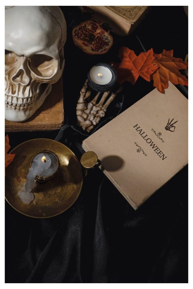 Velvet + Smoke halloween dining table decor