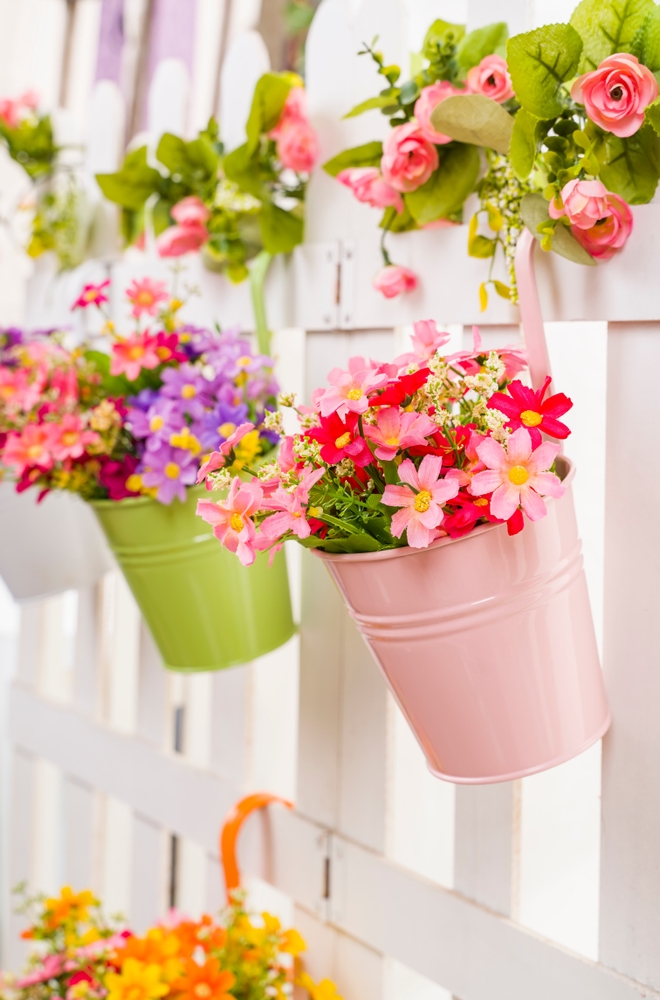 Hanging,Flower,Pots,With,Fence,Isolated,On,White