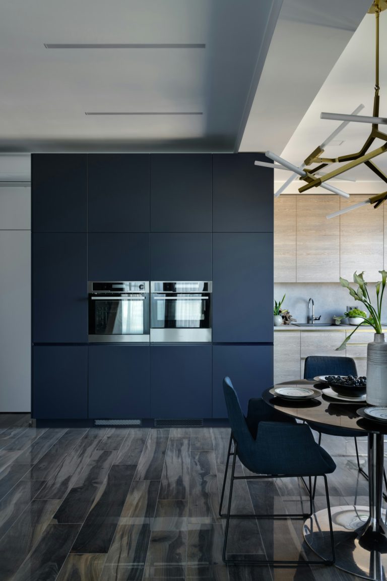 12 Navy Blue Kitchen Design Ideas That Are Worth Every Ounce of the Hype