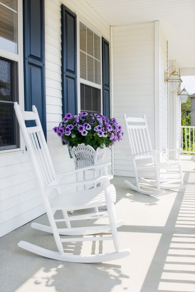 10 Cozy Front Porch Rocking Chair Ideas You’ll Want to Copy